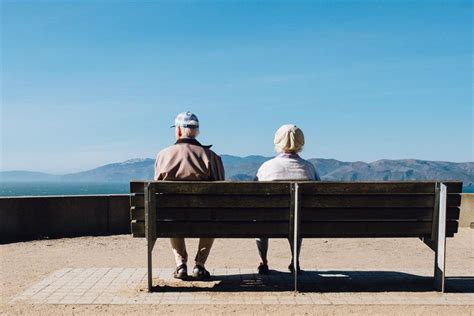 More Americans say they can never retire